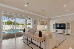 445 Wingate Terrace SW, Vero Beach, FL 32968 - Photo 13