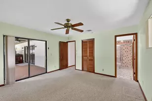 68 W Arch Dr, Lake Worth, FL 33467 - Photo 17