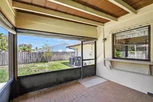 68 W Arch Dr, Lake Worth, FL 33467 - Photo 9