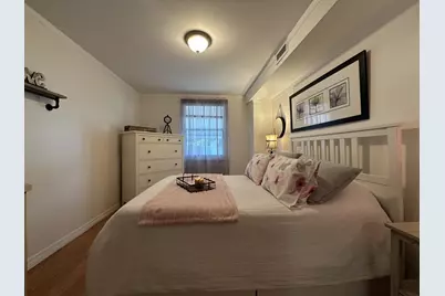 8661 SW 18th Place, Davie, FL 33324 - Photo 15