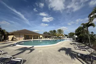 8661 SW 18th Pl, Davie, FL 33324 - Photo 27