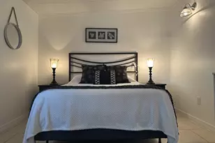 8661 SW 18th Pl, Davie, FL 33324 - Photo 19