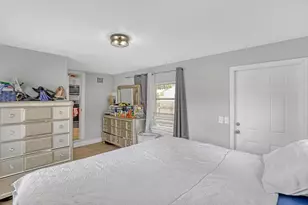 731 50th St, West Palm Beach, FL 33407 - Photo 17