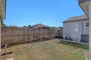 731 50th St, West Palm Beach, FL 33407 - Photo 31