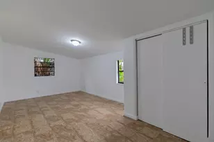 904 SE 16th St, Stuart, FL 34994 - Photo 17