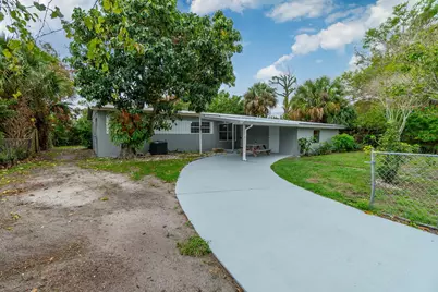 904 SE 16th Street, Stuart, FL 34994 - Photo 3