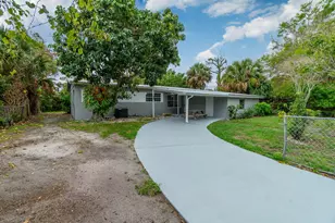 904 SE 16th St, Stuart, FL 34994 - Photo 3