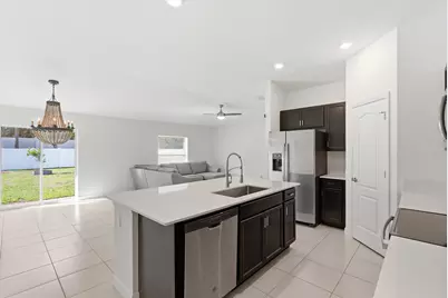 888 Bent Creek Drive, Fort Pierce, FL 34947 - Photo 13