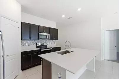 888 Bent Creek Drive, Fort Pierce, FL 34947 - Photo 15