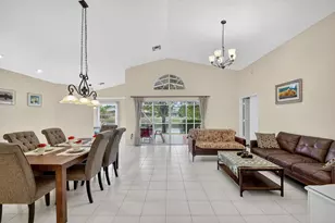 2453 Stonegate Dr, Wellington, FL 33414 - Photo 5