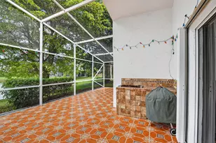 2453 Stonegate Dr, Wellington, FL 33414 - Photo 15