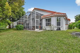 2453 Stonegate Dr, Wellington, FL 33414 - Photo 31