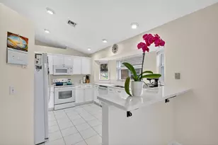 2453 Stonegate Dr, Wellington, FL 33414 - Photo 5