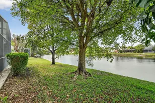 2453 Stonegate Dr, Wellington, FL 33414 - Photo 17