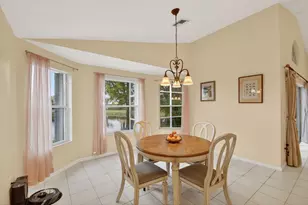 2453 Stonegate Dr, Wellington, FL 33414 - Photo 11