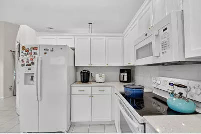 2453 Stonegate Drive, Wellington, FL 33414 - Photo 9