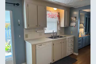 304 Mockingbird Avenue, Fort Pierce, FL 34982 - Photo 3