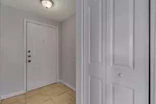 4302 Myrtlewood Cir E, Palm Beach Gardens, FL 33418 - Photo 5