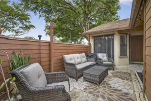 3807 Collinwood Ln, West Palm Beach, FL 33406 - Photo 3
