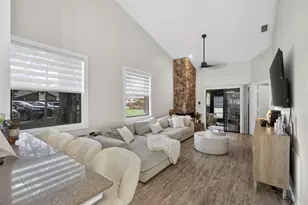 3807 Collinwood Ln, West Palm Beach, FL 33406 - Photo 11