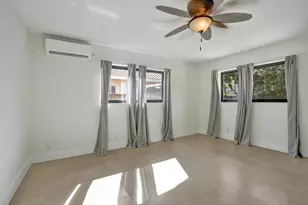 2674 NE 8th Ct, Pompano Beach, FL 33062 - Photo 23