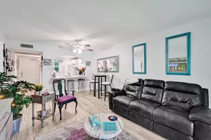 9480 Poinciana Pl, Davie, FL 33324 - Photo 19