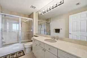 6051 N Ocean Dr, Hollywood, FL 33019 - Photo 33