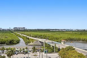6051 N Ocean Dr, Hollywood, FL 33019 - Photo 29