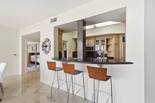 6051 N Ocean Dr, Hollywood, FL 33019 - Photo 15