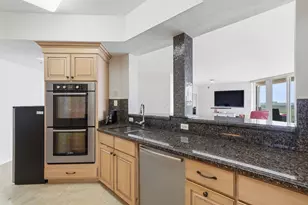 6051 N Ocean Dr, Hollywood, FL 33019 - Photo 19