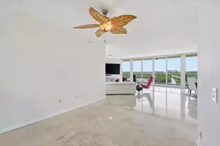 6051 N Ocean Dr, Hollywood, FL 33019 - Photo 15