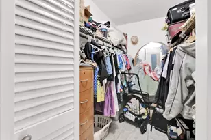 711 Lori Dr, Palm Springs, FL 33461 - Photo 15