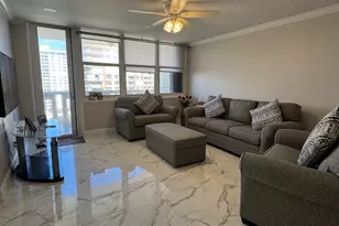 305 N Pompano Beach Blvd, Pompano Beach, FL 33062 - Photo 3