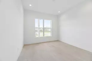 10158 Timber Crk Wy, Palm Beach Gardens, FL 33412 - Photo 3
