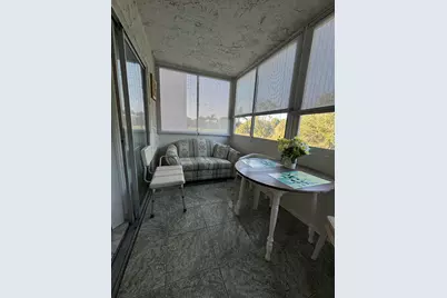 725 Lori Drive #203, Palm Springs, FL 33461 - Photo 7