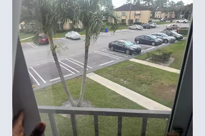 211 Pine Hov Circle #D-2, Greenacres, FL 33463 - Photo 7