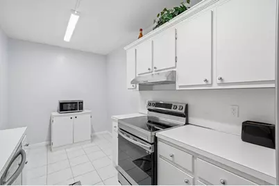 3850 Washington Street #1003, Hollywood, FL 33021 - Photo 9
