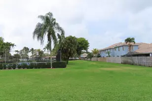 9856 Watermill Cir, Boynton Beach, FL 33437 - Photo 29