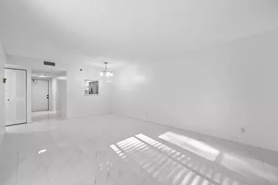 4700 Lucerne Lakes Boulevard W #103, Greenacres, FL 33467 - Photo 7