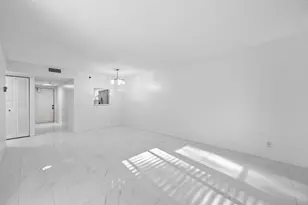 4700 Lucerne Lakes Blvd W, Greenacres, FL 33467 - Photo 7