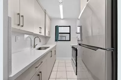 1335 W 68th Street #208, Hialeah, FL 33014 - Photo 5