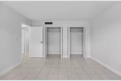1335 W 68th Street #208, Hialeah, FL 33014 - Photo 11
