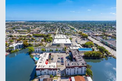 1335 W 68th Street #208, Hialeah, FL 33014 - Photo 17