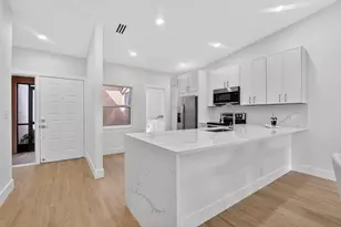 8188 Summerbreeze Ln, Boca Raton, FL 33496 - Photo 7