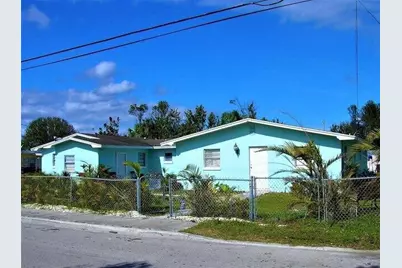 1212 Avenue L, Fort Pierce, FL 34950 - Photo 1