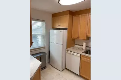 307 Lake Evelyn Drive, West Palm Beach, FL 33411 - Photo 11