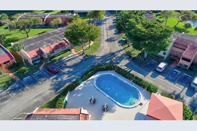 307 Lake Evelyn Drive, West Palm Beach, FL 33411 - Photo 47