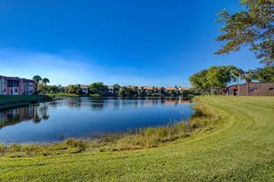 307 Lake Evelyn Dr, West Palm Beach, FL 33411 - Photo 45