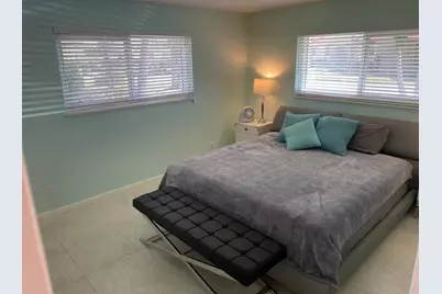 307 Lake Evelyn Drive, West Palm Beach, FL 33411 - Photo 21