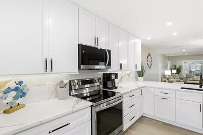 1415 SW 27th Avenue #104, Delray Beach, FL 33445 - Photo 5